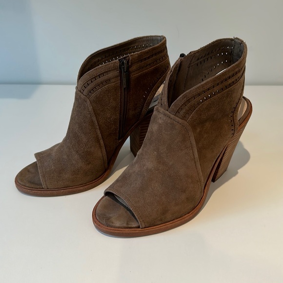 Vince Camuto Koral Bootie - Picture 1 of 4